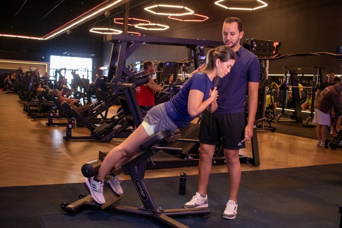 Core Strength for Runners: Why Stability Matters More Than Strong Abs